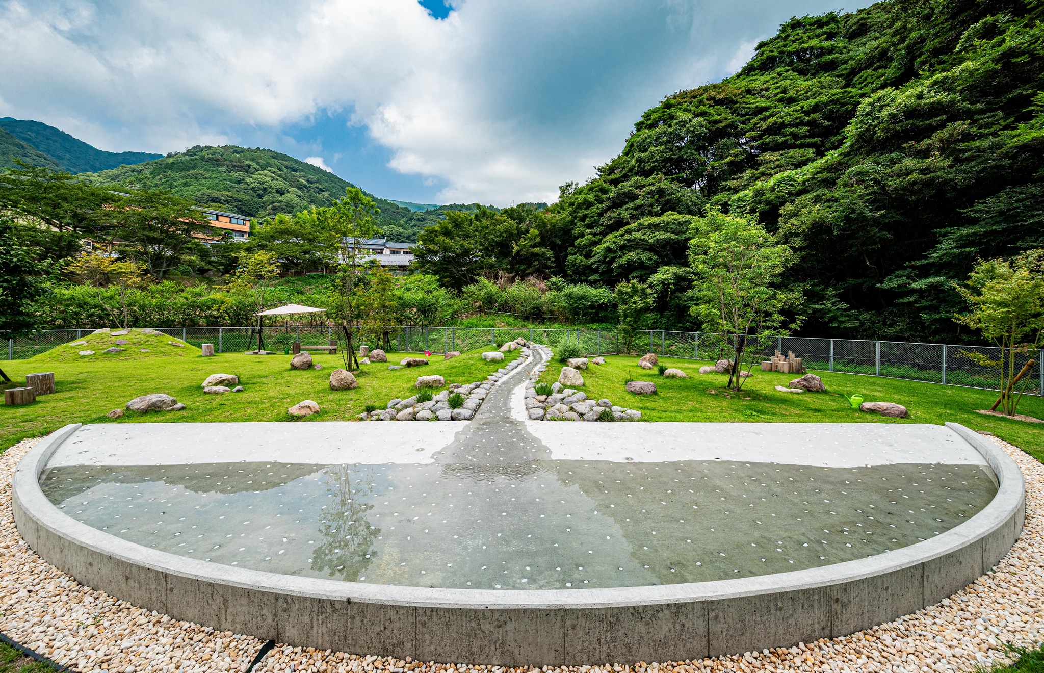 Charle’s Lanai(チャーリーズラナイ)