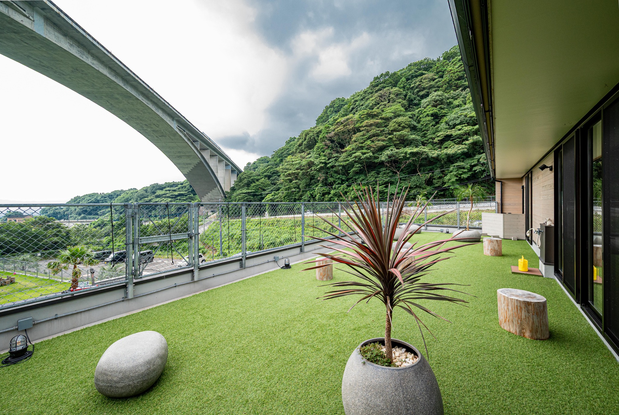 Charle’s Lanai(チャーリーズラナイ)