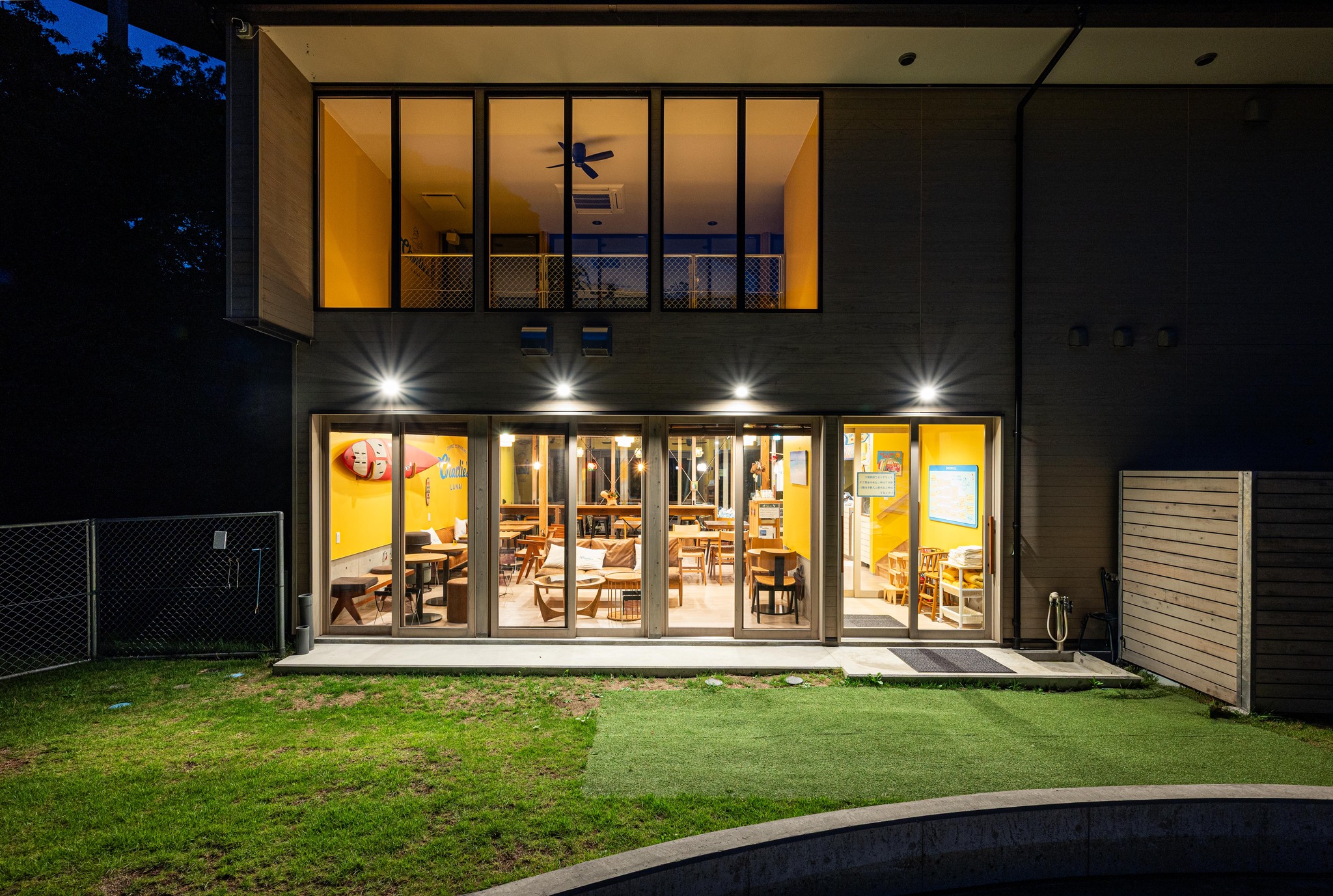 Charle’s Lanai(チャーリーズラナイ)